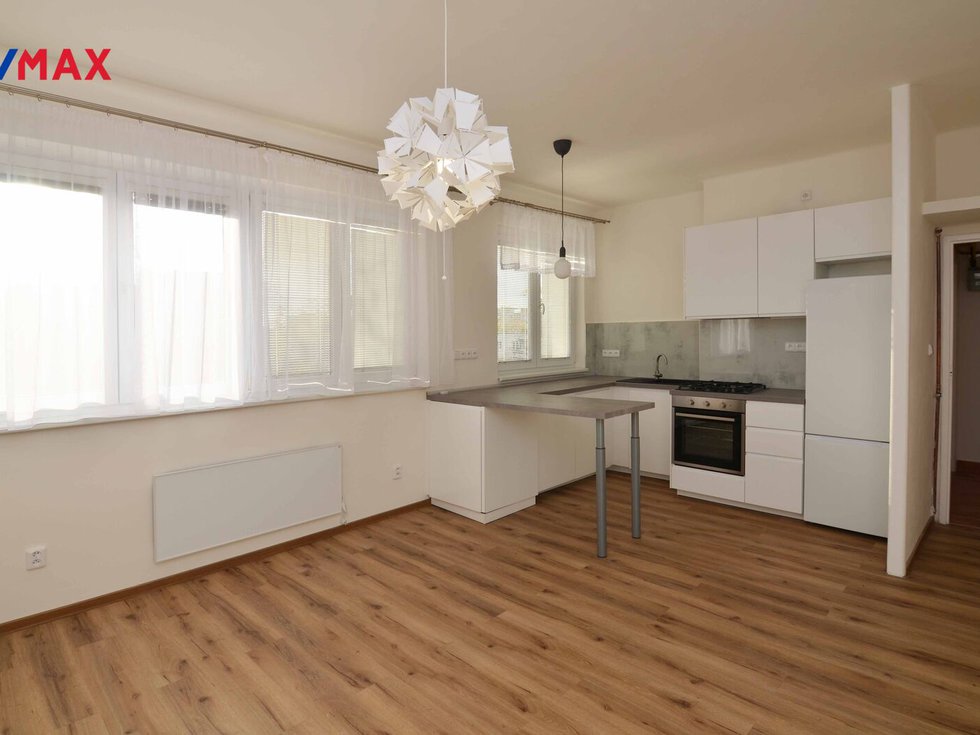 Pronájem bytu 2+kk 40 m², Praha