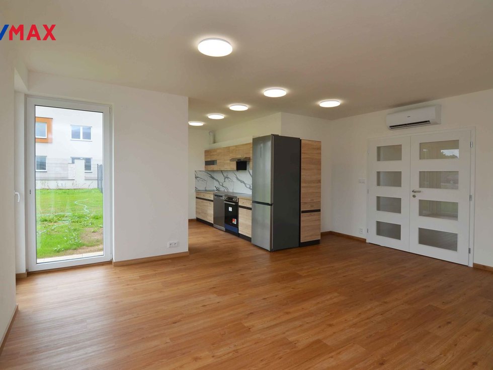Pronájem bytu 4+kk 106 m², Úhonice