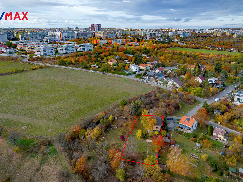 Prodej stavební parcely 1082 m², Praha