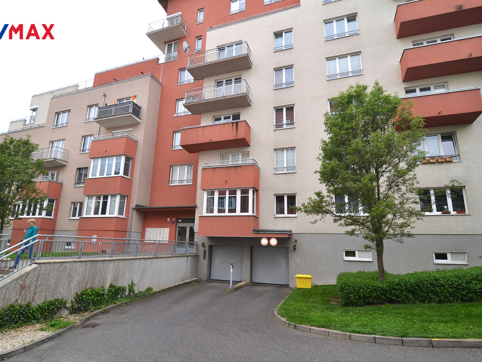 Pronájem bytu 1+kk, garsoniery 43 m², Praha