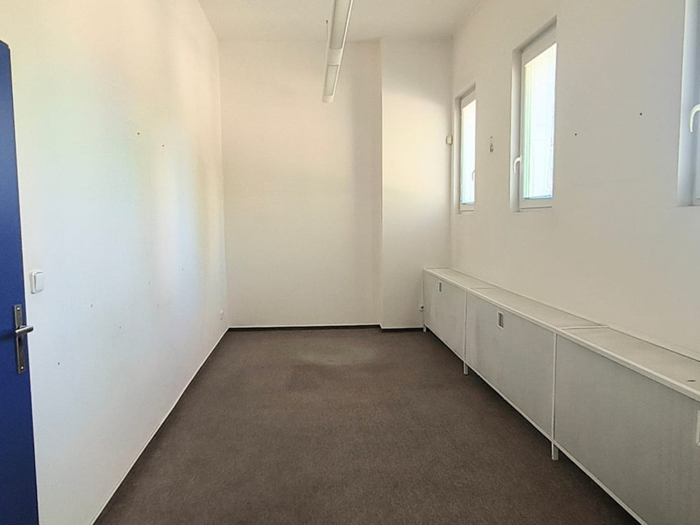 Pronájem kanceláře 19 m², Praha