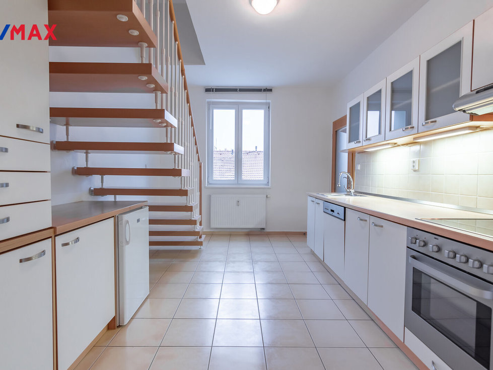 Pronájem bytu 3+kk 153 m², Praha