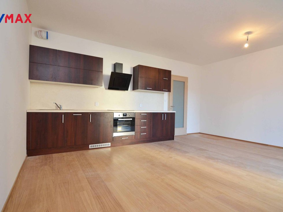 Pronájem bytu 2+kk 60 m², Praha