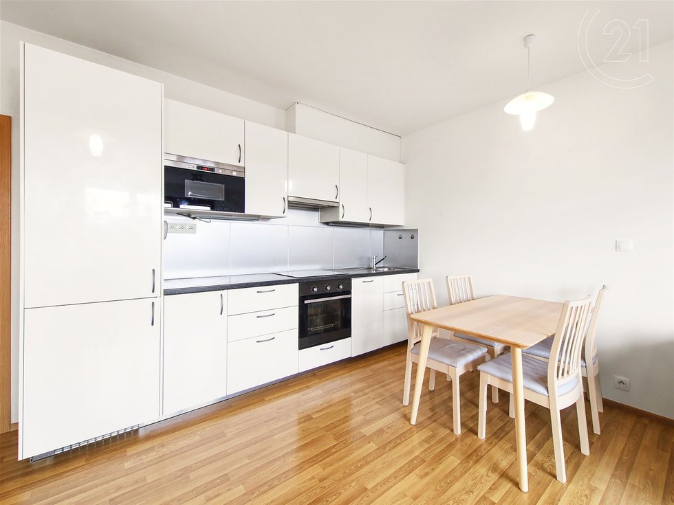 Pronájem bytu 2+kk 51 m², Praha