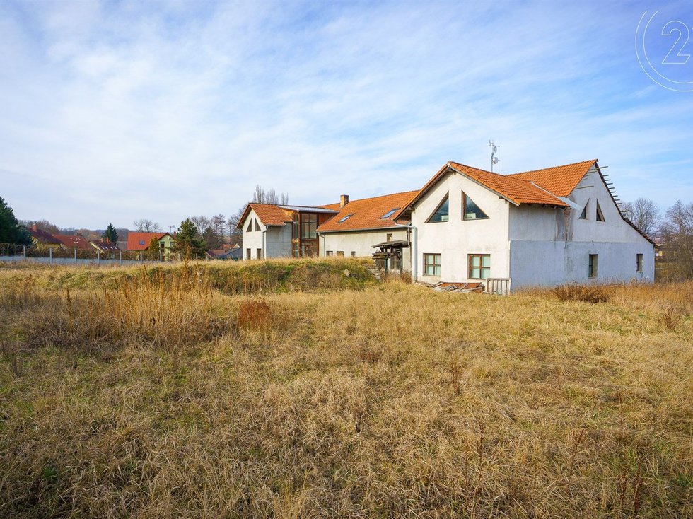 Pronájem výrobního objektu 780 m², Miskovice