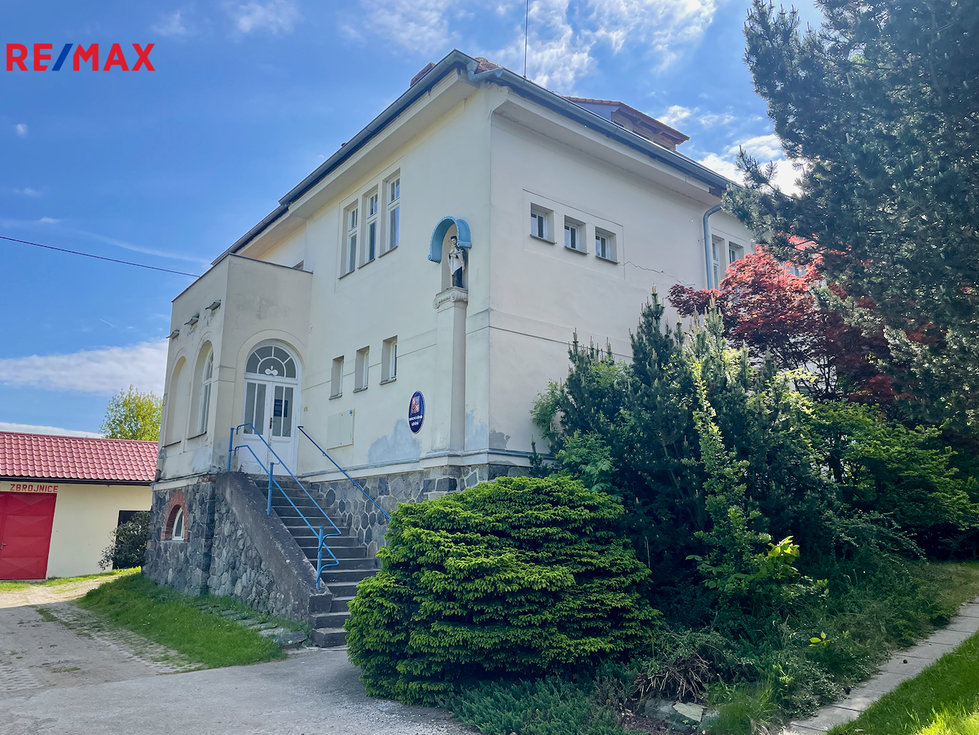 Pronájem bytu 5+1 a více 106 m², Lštění