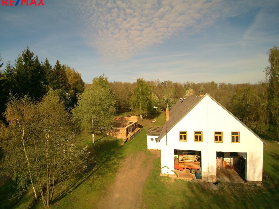 Prodej zemědělské usedlosti 870 m², Sedlec-Prčice