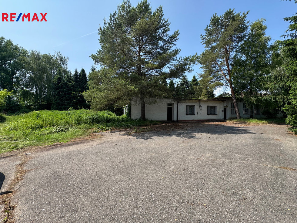 Prodej komerčního pozemku 4428 m², Kunovice