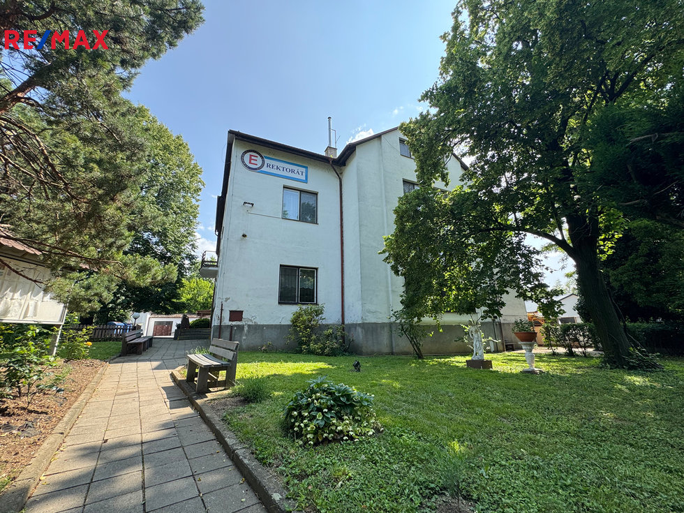 Prodej Ostatních komerčních prostor 10989 m², Kunovice