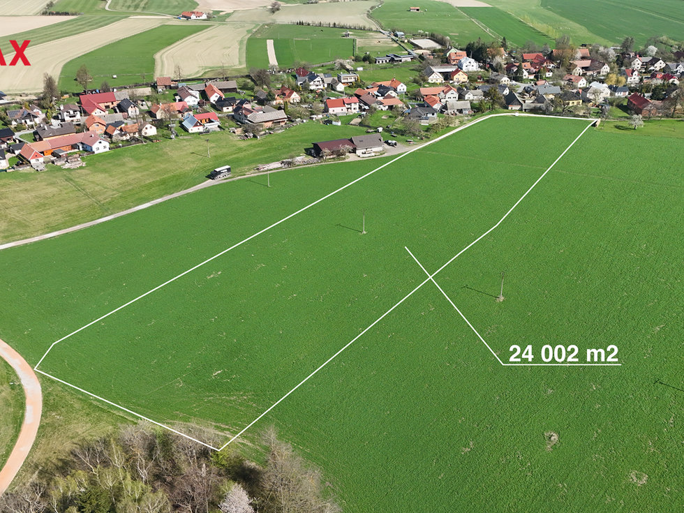 Prodej stavební parcely 24002 m², Spálov