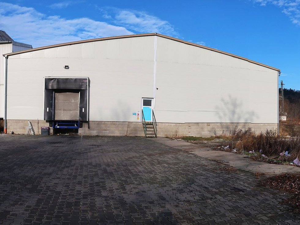 Pronájem skladu 750 m², Zdice