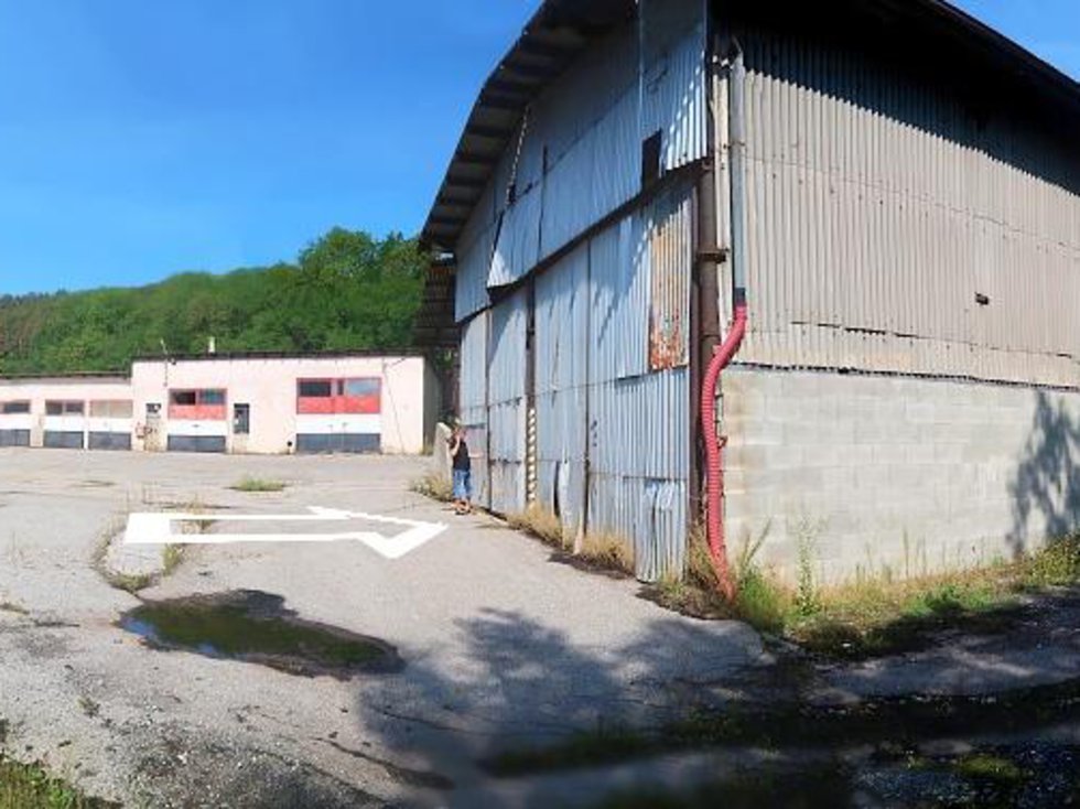 Pronájem skladu 700 m², Zdice