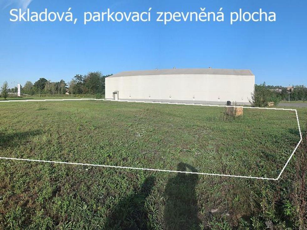 Pronájem komerčního pozemku 500 m², Králův Dvůr