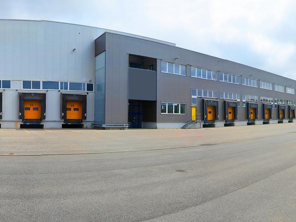 Pronájem skladu 700 m², Rudná