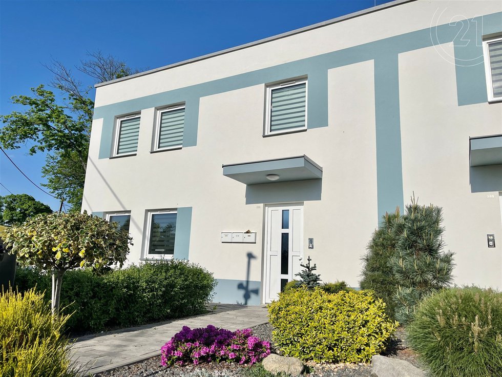 Prodej bytu 4+kk 116 m², Chropyně