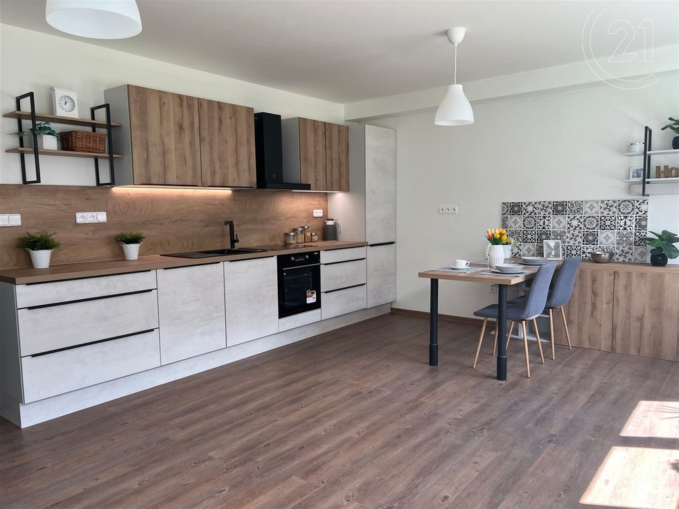 Pronájem bytu 3+kk 70 m², Holešov