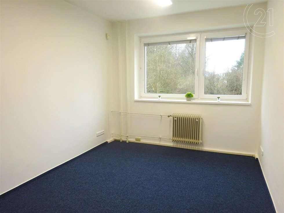 Pronájem kanceláře 17 m², Zlín