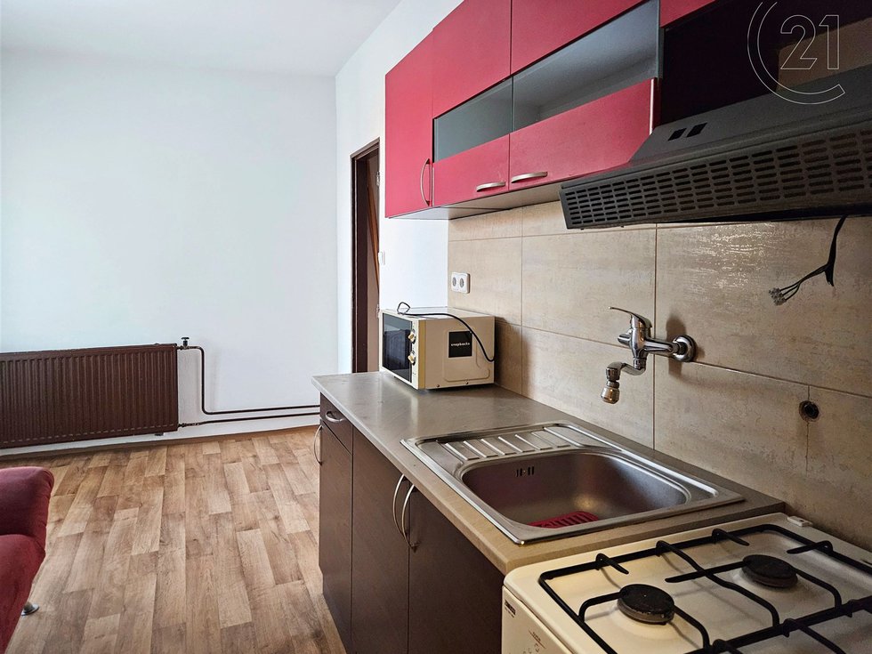 Pronájem bytu 1+1 40 m², Hulín