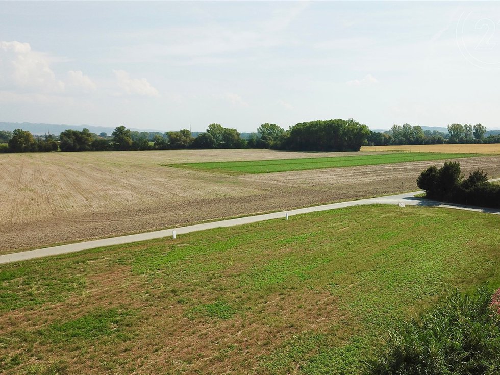 Prodej stavební parcely 1385 m², Kroměříž