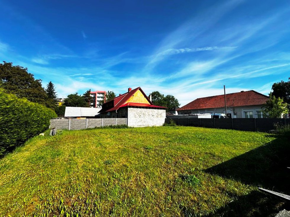 Prodej stavební parcely 338 m², Kunín