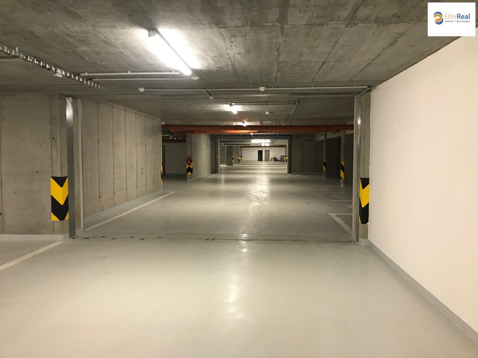 Prodej parkovacího místa 14 m², Olomouc