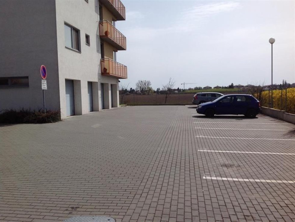 Pronájem parkovacího místa 25 m², Olomouc