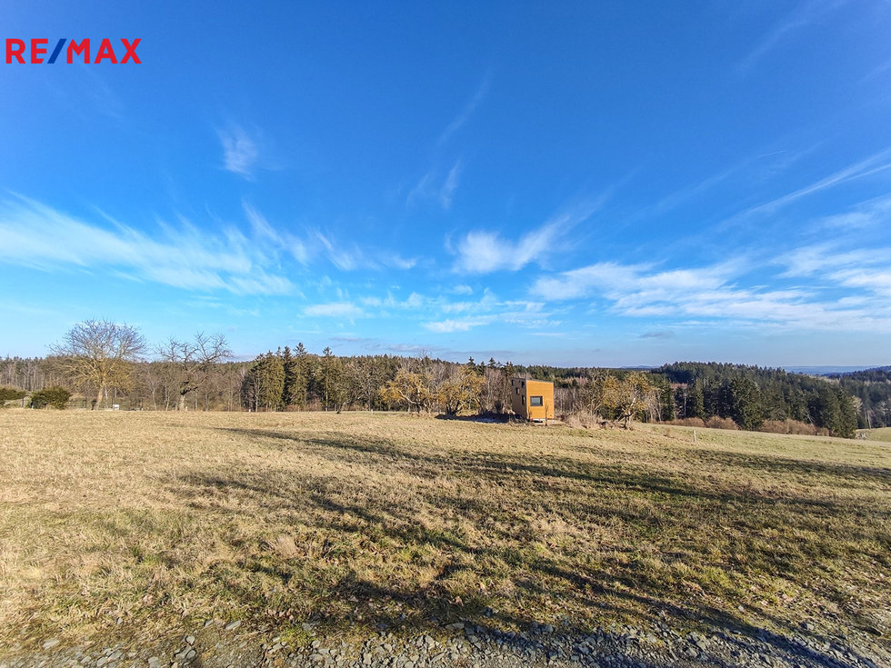 Prodej stavební parcely 3846 m², Teplá