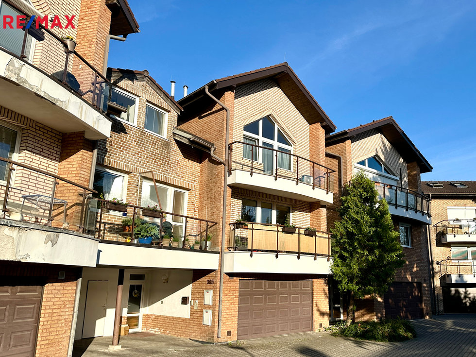 Prodej bytu 4+kk 109 m², Dolní Břežany