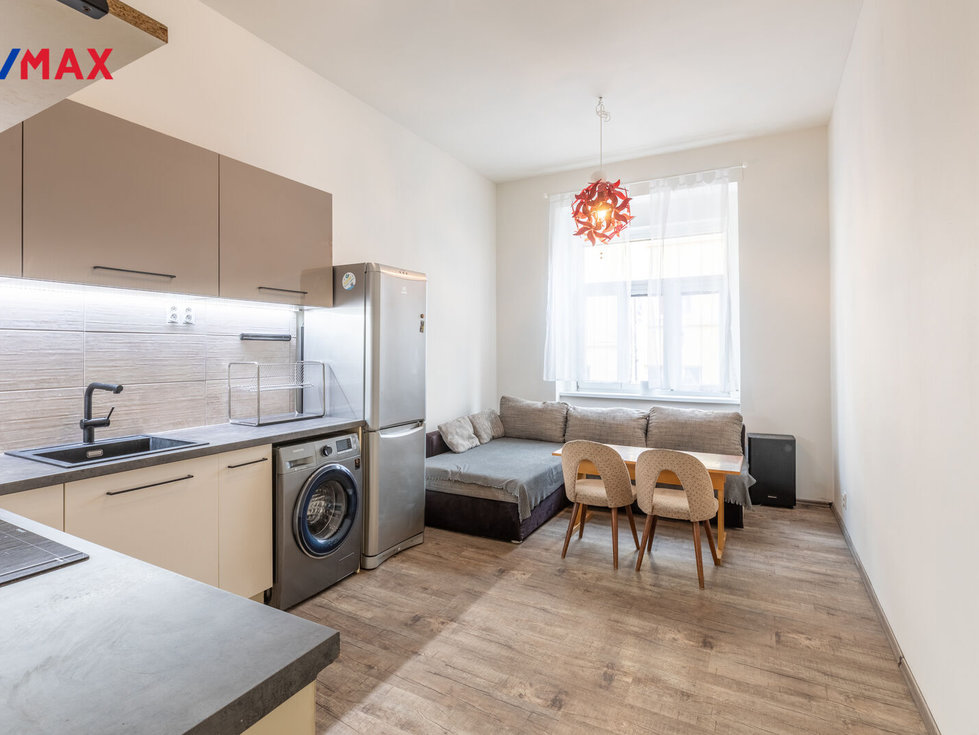 Pronájem bytu 2+kk 43 m², Praha