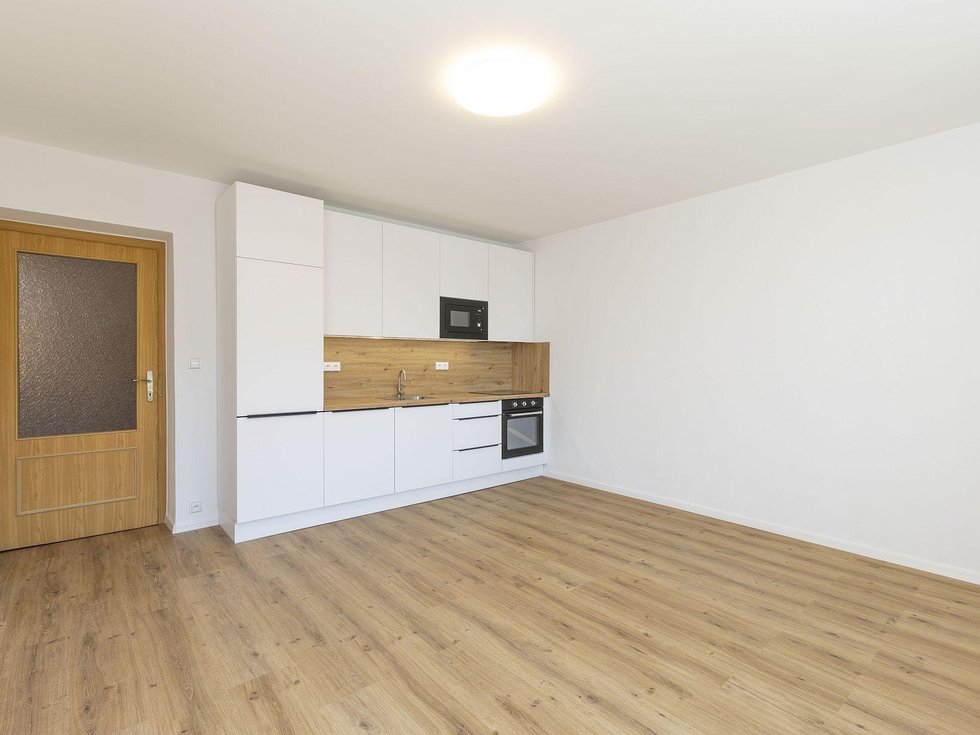 Pronájem bytu 3+kk 75 m², Pardubice