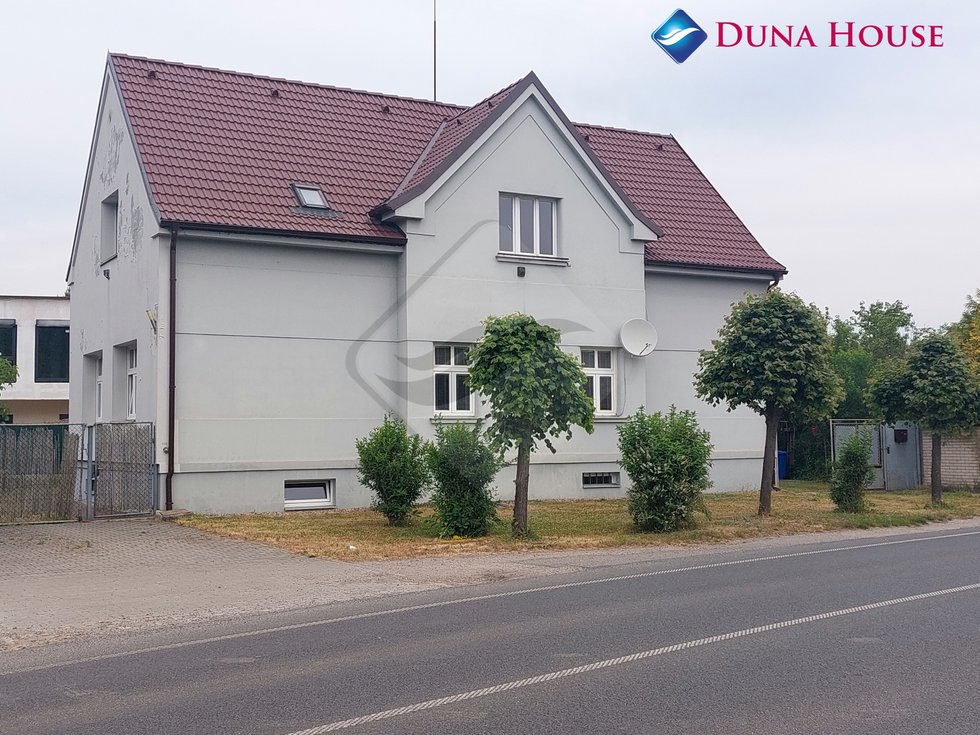 Prodej rodinného domu 465 m², Lety