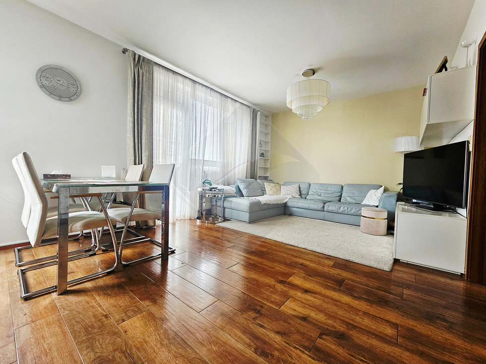 Pronájem bytu 4+kk 84 m², Praha