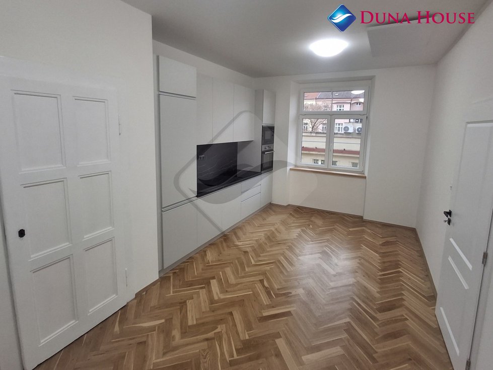 Prodej bytu 2+kk 52 m², Praha