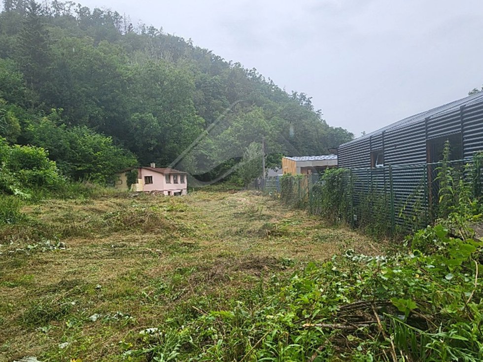 Prodej stavební parcely 2290 m², Praha