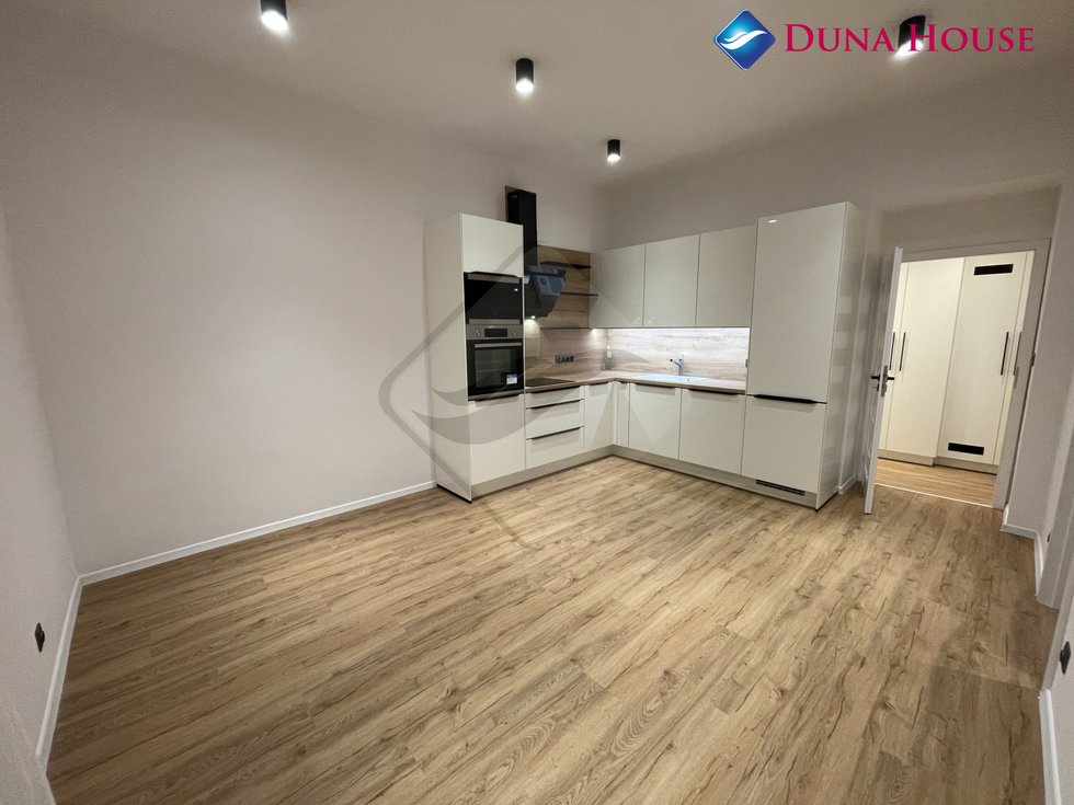 Prodej bytu 2+kk 43 m², Praha