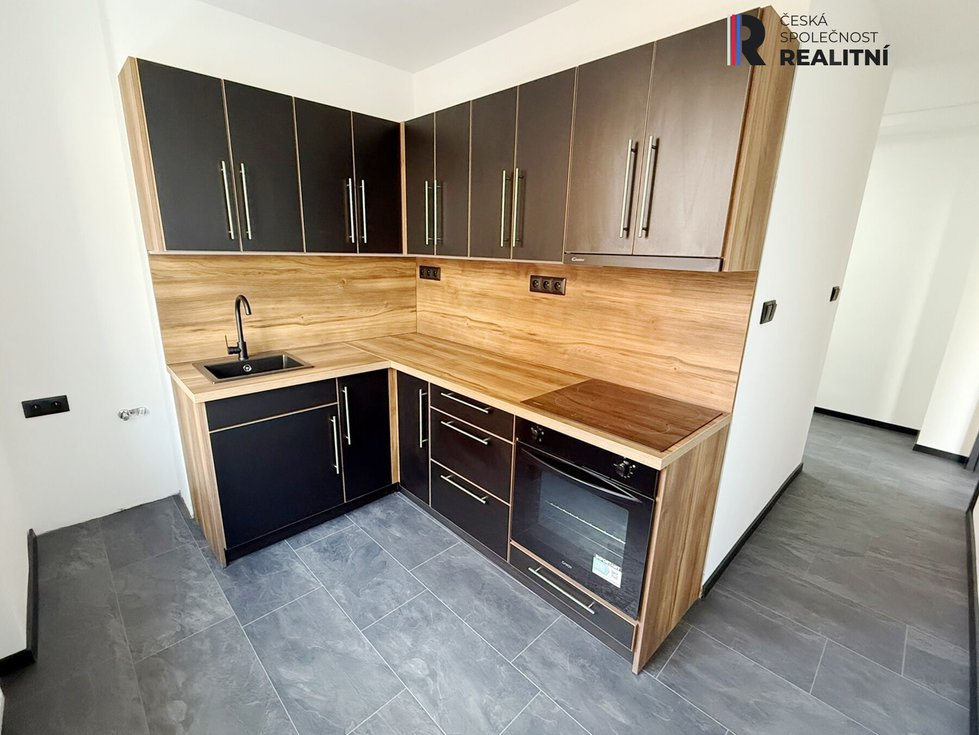 Prodej bytu 2+1 53 m², Sokolov