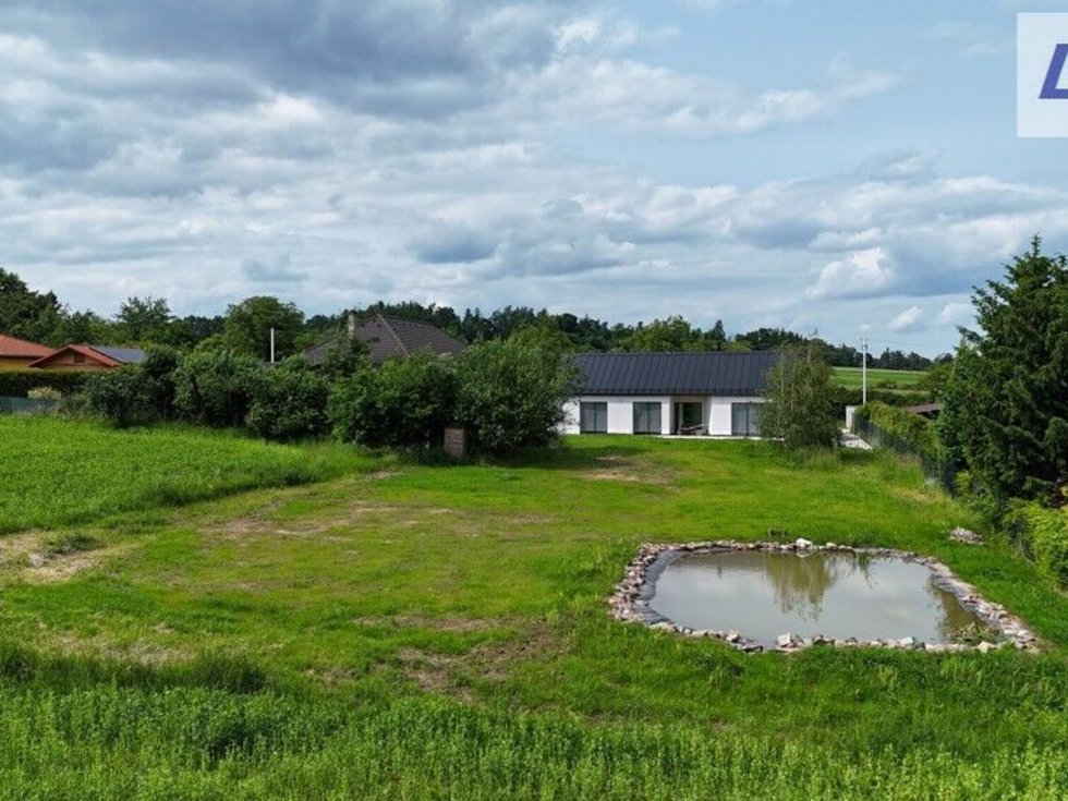 Pronájem rodinného domu 95 m², Občov