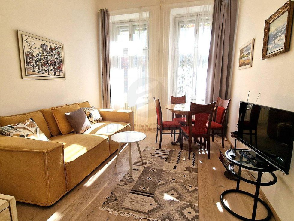 Pronájem bytu 2+kk 39 m², Praha