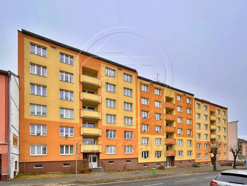 Pronájem bytu 1+1 37 m², Karlovy Vary