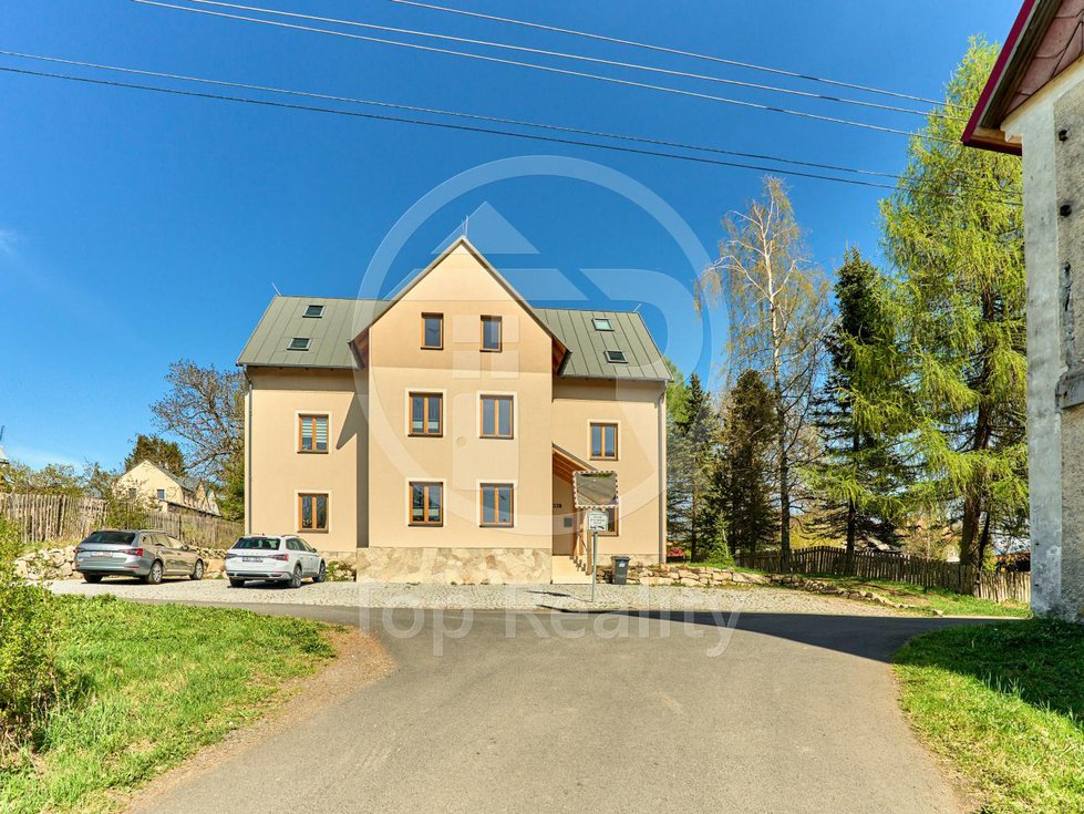 Prodej bytu 2+kk 55 m², Horní Blatná