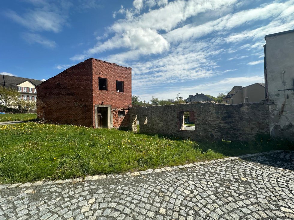 Prodej komerčního pozemku 343 m², Český Dub