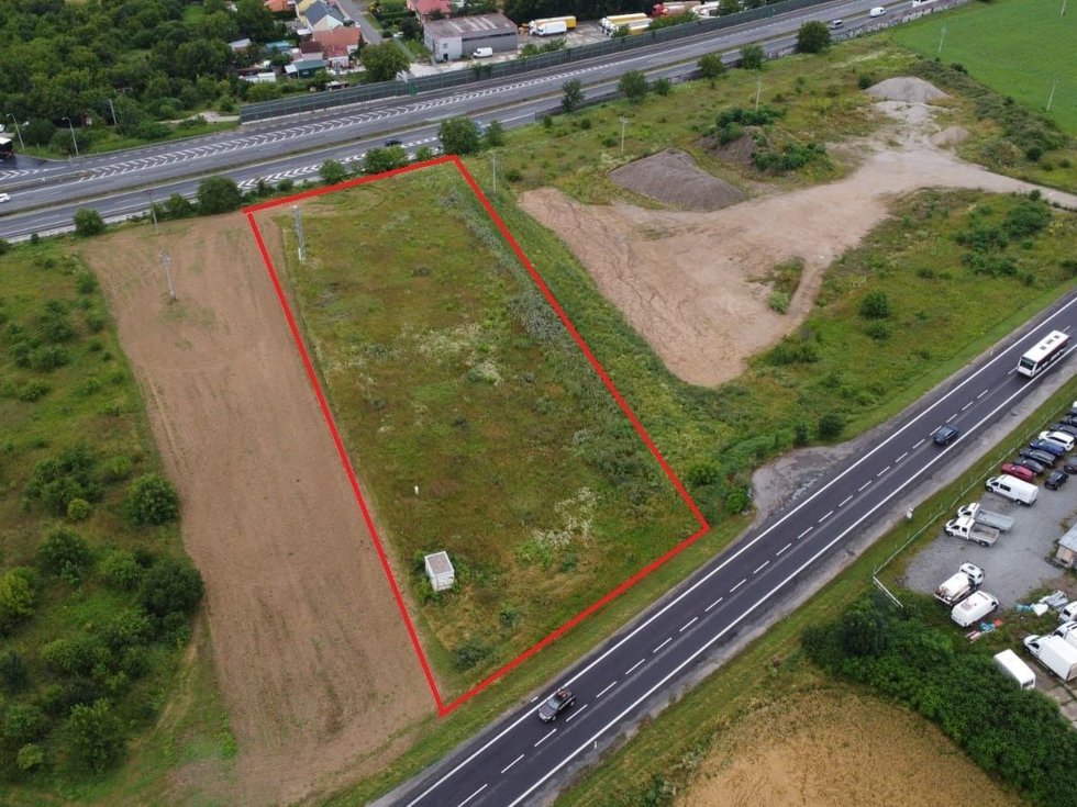 Prodej komerčního pozemku 6483 m², Troubsko