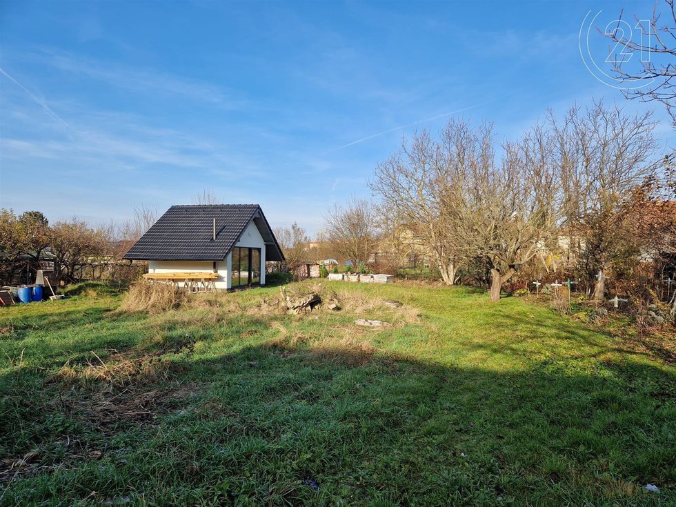 Prodej stavební parcely 784 m², Čebín