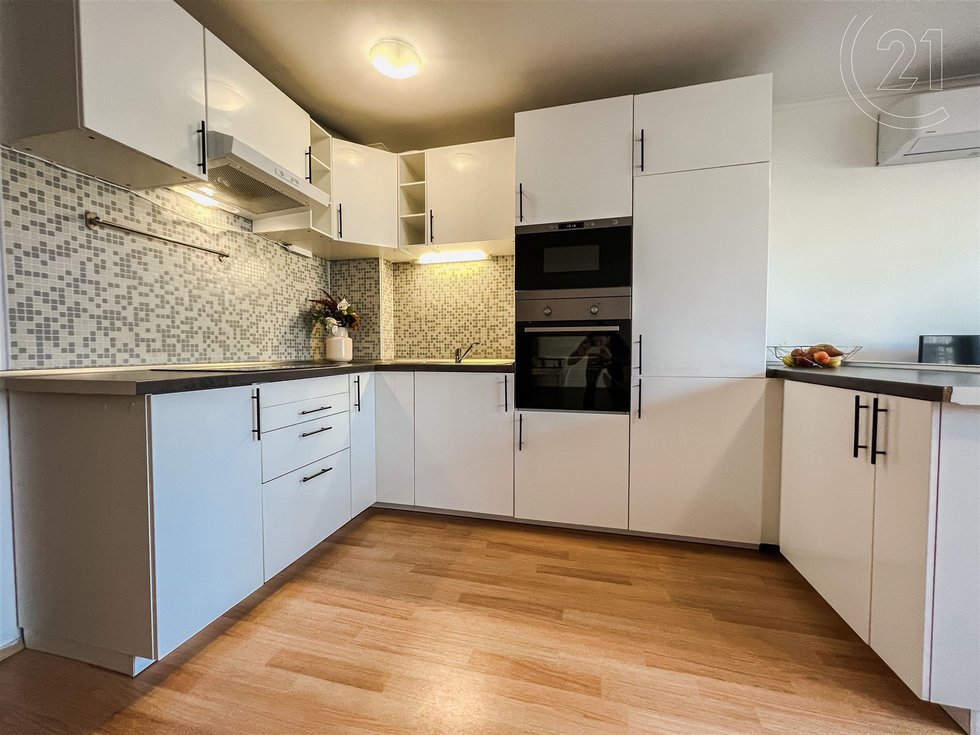 Pronájem bytu 2+kk 66 m², Brno