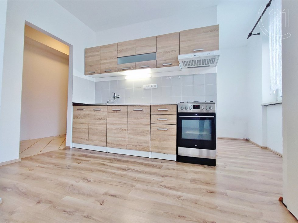 Pronájem bytu 2+kk 52 m², Zbýšov