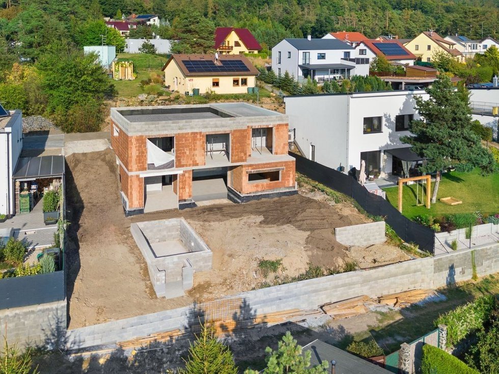 Prodej rodinného domu 224 m², Lipůvka