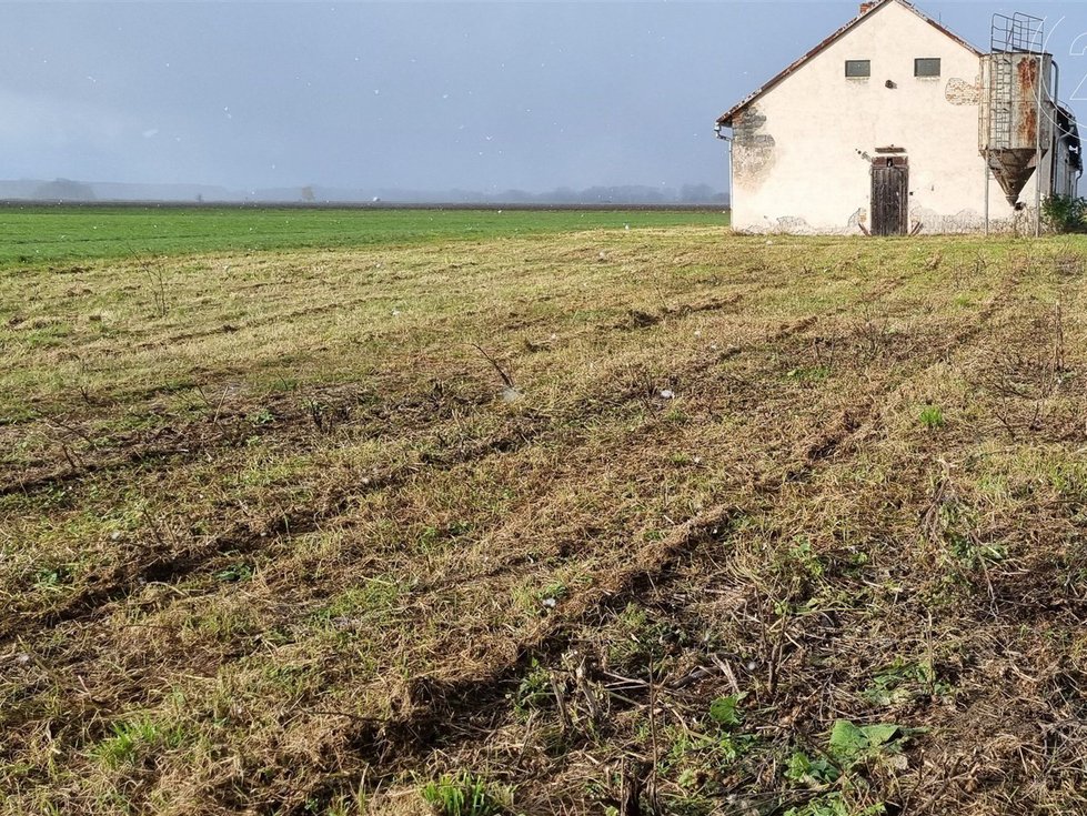 Prodej komerčního pozemku 3513 m², Přerov