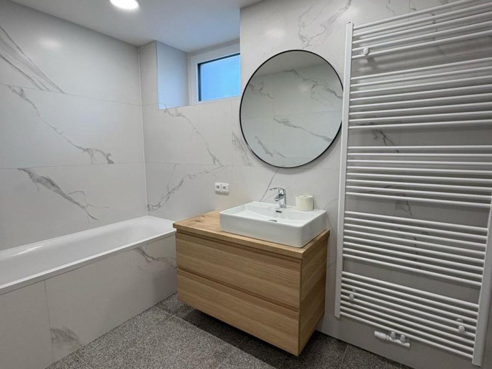 Pronájem bytu 3+1 95 m², Praha