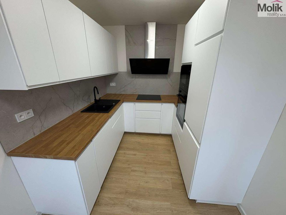 Prodej bytu 3+1 69 m², Most
