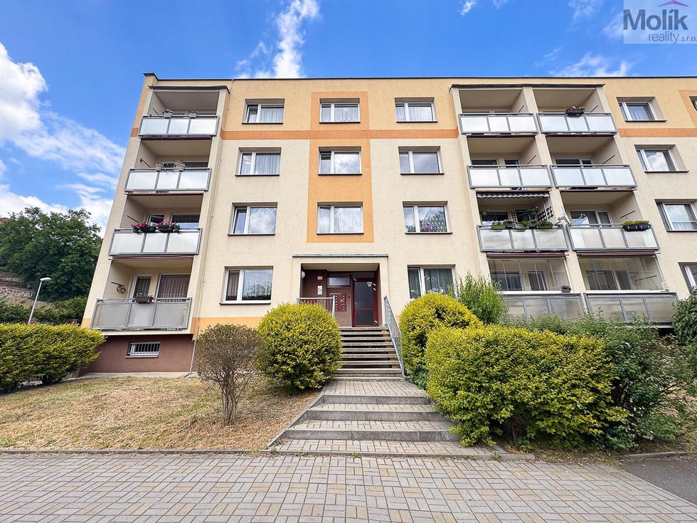 Prodej bytu 2+1 64 m², Teplice